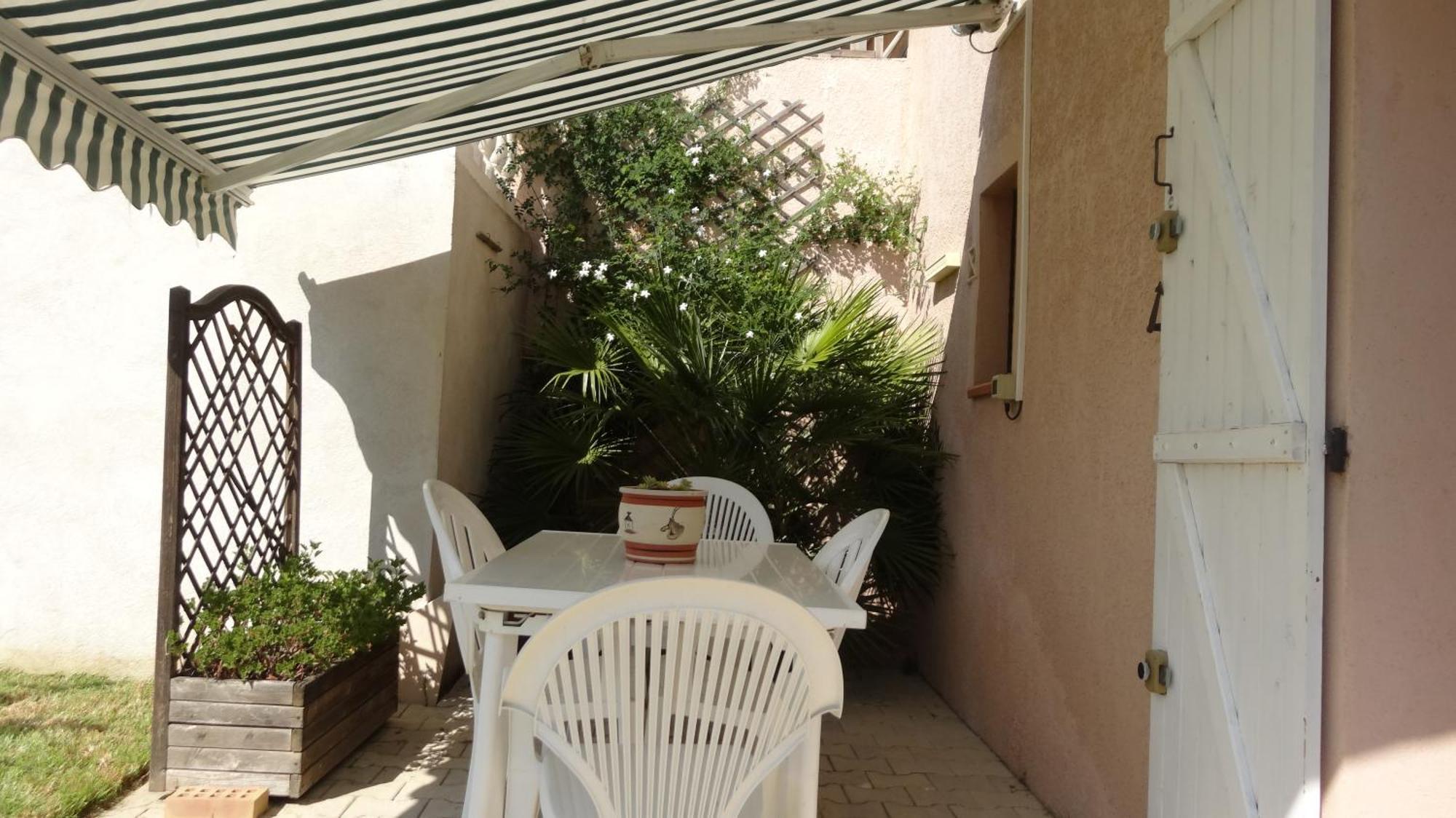 Jolie Studio En Rez De Jardin A L'Estaque Mourepiane Марсилия Екстериор снимка