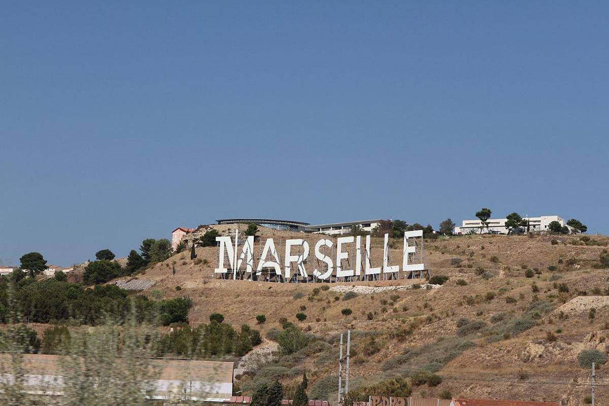 Jolie Studio En Rez De Jardin A L'Estaque Mourepiane Марсилия Екстериор снимка