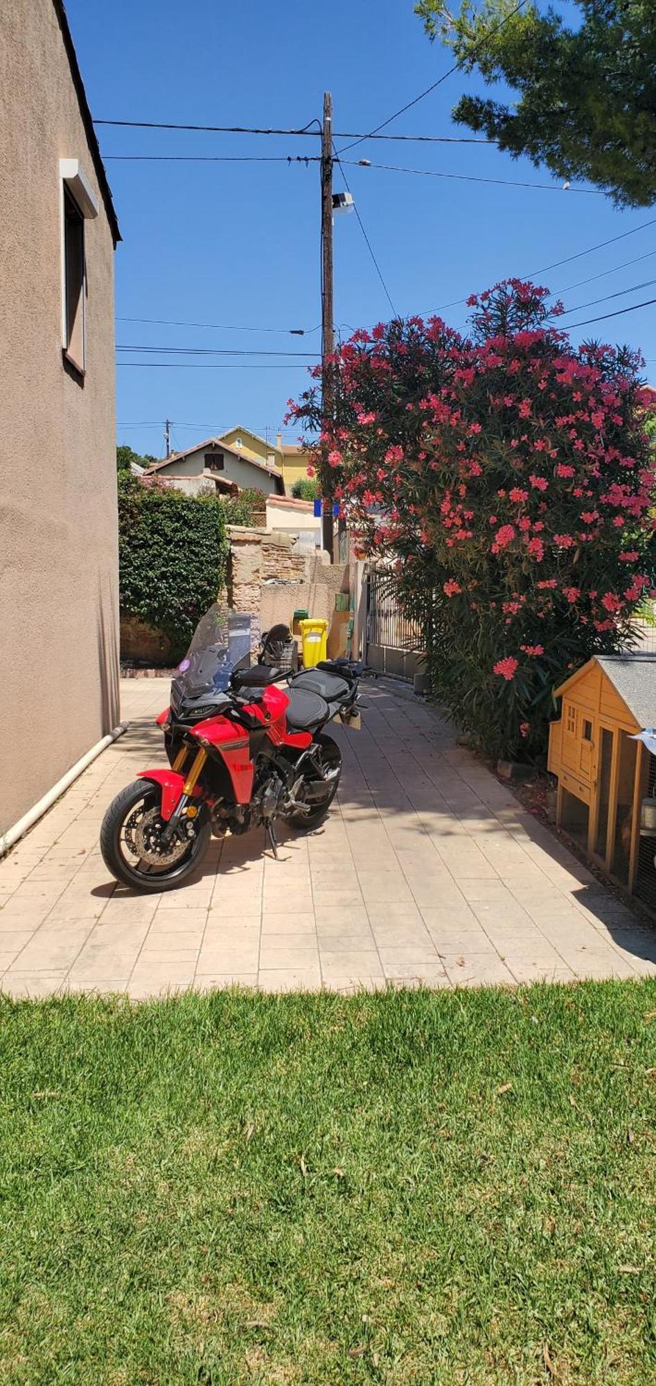 Jolie Studio En Rez De Jardin A L'Estaque Mourepiane Марсилия Екстериор снимка